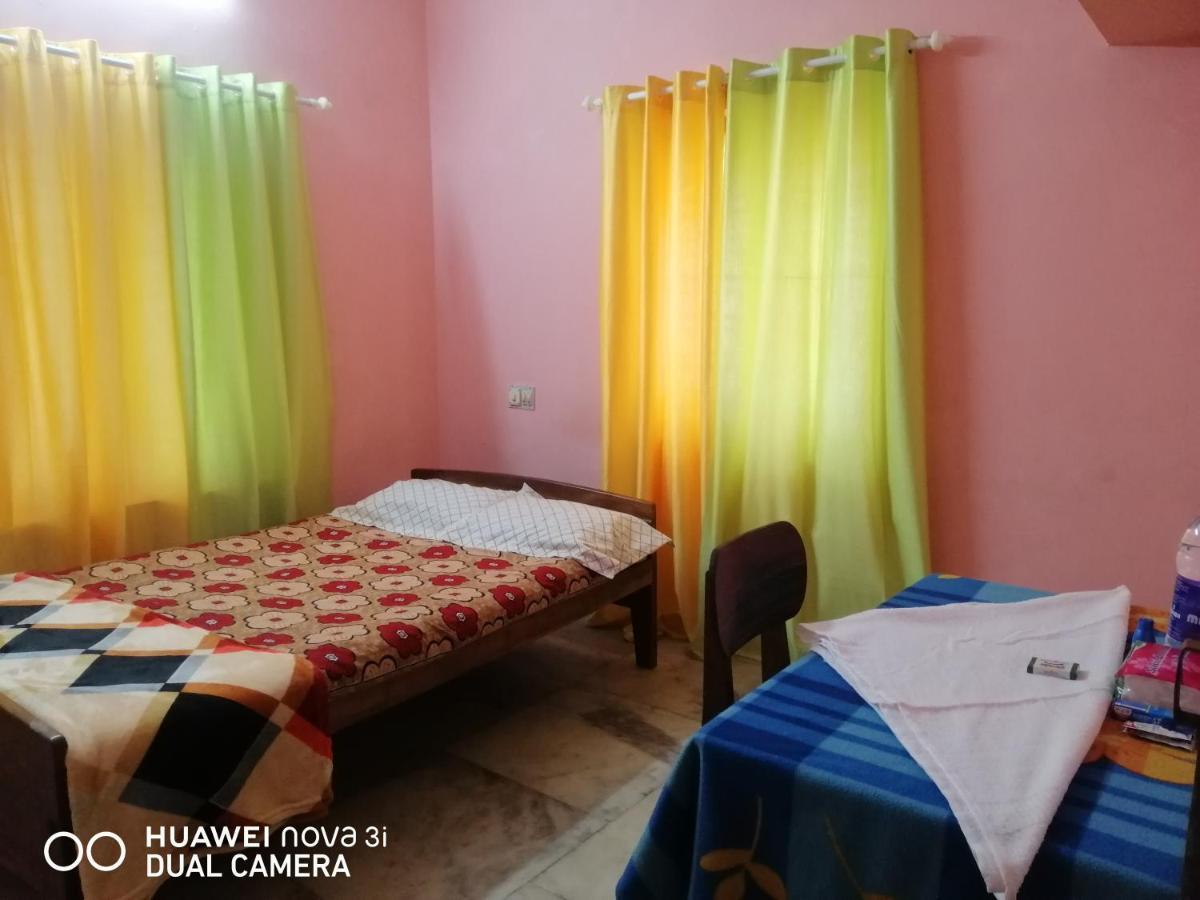 Theertha Homestay Варкала Екстериор снимка